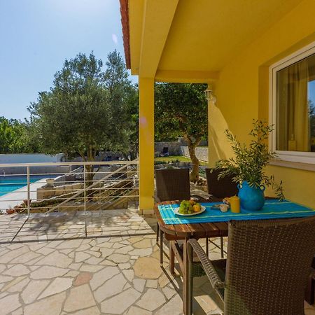 Ferienwohnung Emaris Tribalj  Exterior foto