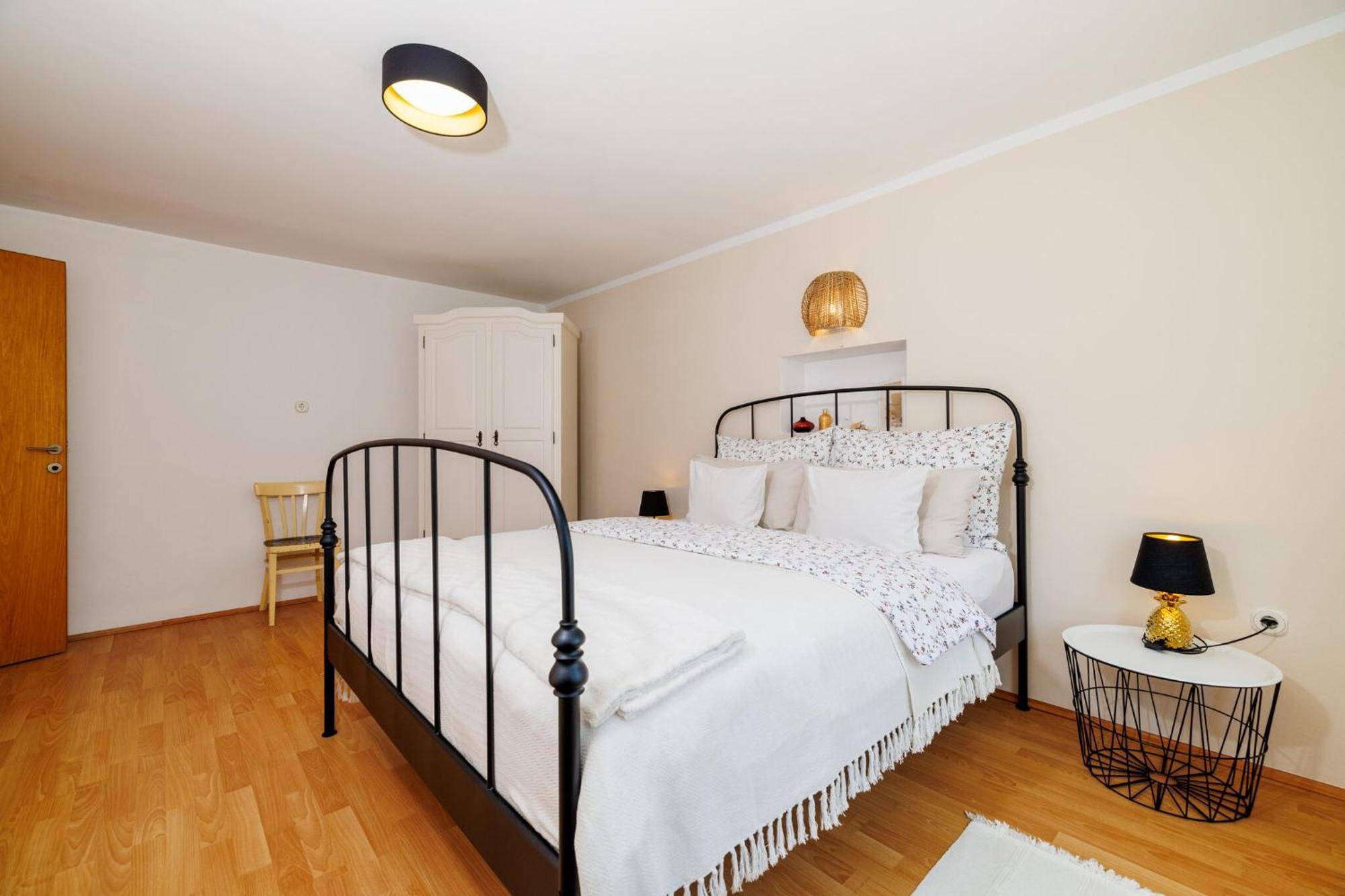 Ferienwohnung Emaris Tribalj  Exterior foto